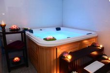 엔터테인먼트 시설 Taw Win Garden Hotel