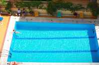 Swimming Pool Medusa Hotel