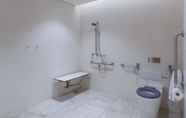 Toilet Kamar 7 The Tank Stream Hotel Sydney