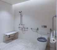 Toilet Kamar 7 The Tank Stream Hotel Sydney