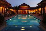 Swimming Pool The Hotel Myat Taw Win