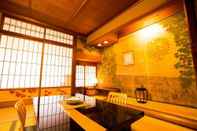 ห้องนอน Tsutaya Ryokan