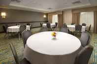 Functional Hall Hampton Inn & Suites Syracuse/Carrier Circle