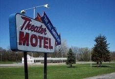 其他 4 Theater Motel