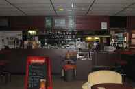 Bar, Cafe and Lounge Ashcroft River Inn