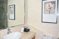 In-room Bathroom Ramada Nanjing