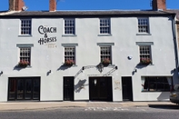 Exterior The Coach and Horses