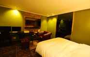 Kamar Tidur 2 Hotel BUTI &