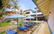 Kolam Renang 5 Mihiri Beach House