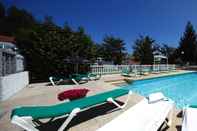 Swimming Pool Compostela Inn