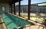 Swimming Pool 4 Thalasso Concarneau Spa Marin Resort