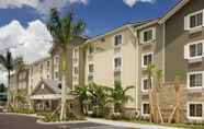Exterior 2 Extended Stay America Select Suites - Fort Lauderdale - Airport - West