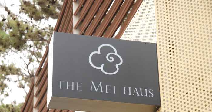 Bên ngoài The Mei Haus