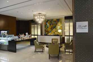 Lobi 4 Sheraton Shanghai Jiading Hotel