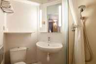 In-room Bathroom B&B Hotel Paris Porte De La Villette