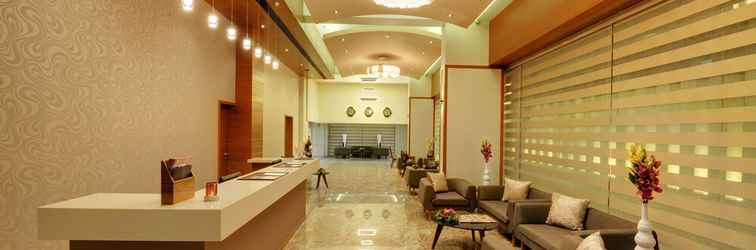 Lobby Hotel Suba Elite