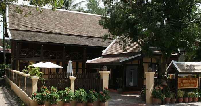 Luar Bangunan Villa Lao Wooden House