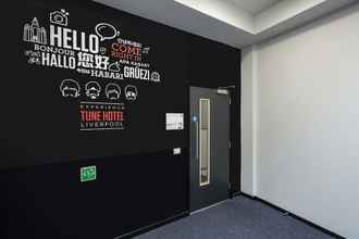 Lobi 4 Tune Hotel Liverpool