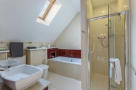 In-room Bathroom Dun Ard