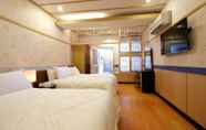 Kamar Tidur 3 Phoenix Pavilion Hot Spring Hotel