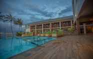 Swimming Pool 4 Avenra Beach Hotel