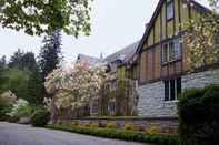 Exterior Blaylock's Mansion