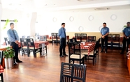 Restaurant 7 Vista Rooms At M.P Law College