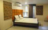 Kamar Tidur 5 Hotel Eastern Plaza