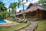 Luar Bangunan Oasis Resort