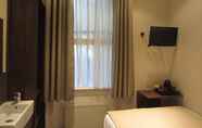 Bedroom 5 Goodwood Hotel