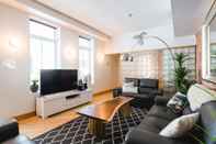 Common Space MTLVacationRentals - The City Chalet