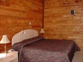 Bedroom 4 Baywatch Lighthouse and Cottages