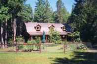 ภายนอกอาคาร Cedar Song B & B and Cottage