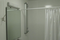 Toilet Kamar YHA Eastbourne - Hostel