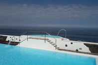 Swimming Pool Hotel Rural Costa Salada