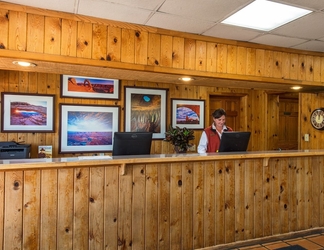 Lobby 2 Big Horn Lodge