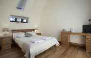 Kamar Tidur 6 Iffin Farmhouse Accommodation