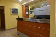 Bar, Cafe and Lounge Hotel Due Pini
