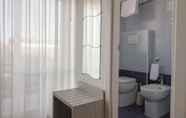 Toilet Kamar 4 Hotel Concorde