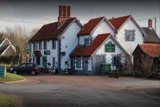 Exterior 4 The Billingford Horseshoes