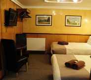 Kamar Tidur 7 Cricklewood Lodge Hotel