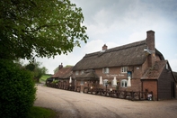 Exterior The Langton Arms