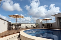 Swimming Pool Ibis Styles Piracicaba