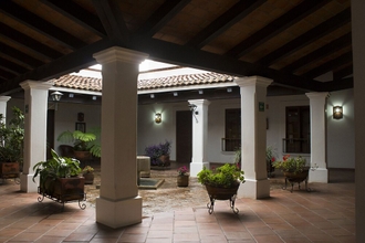 Lobby 4 Posada Santa Rita