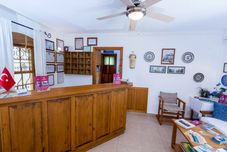 로비 Hadrian Hotel