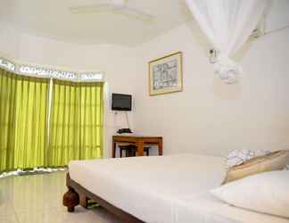 Bedroom 2 Laluna Ayurveda Resort