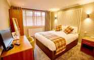 Bedroom 6 Abbotsford Hotel