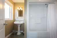 Toilet Kamar Johnson Shore Inn