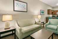 Ruang Umum Best Western Plus Gallup Inn & Suites