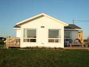 Exterior 4 Amherst Cove Cottages